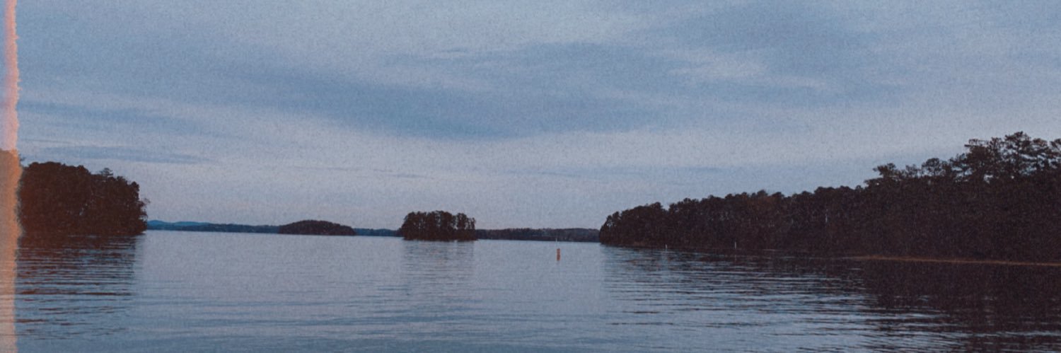 aspen_hailey's profile banner image