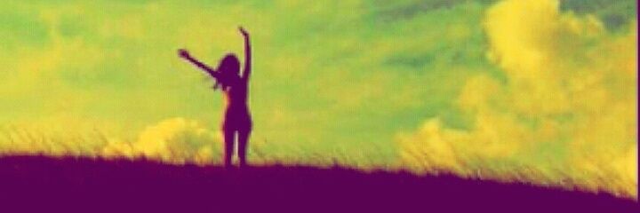 thipiena's profile banner image