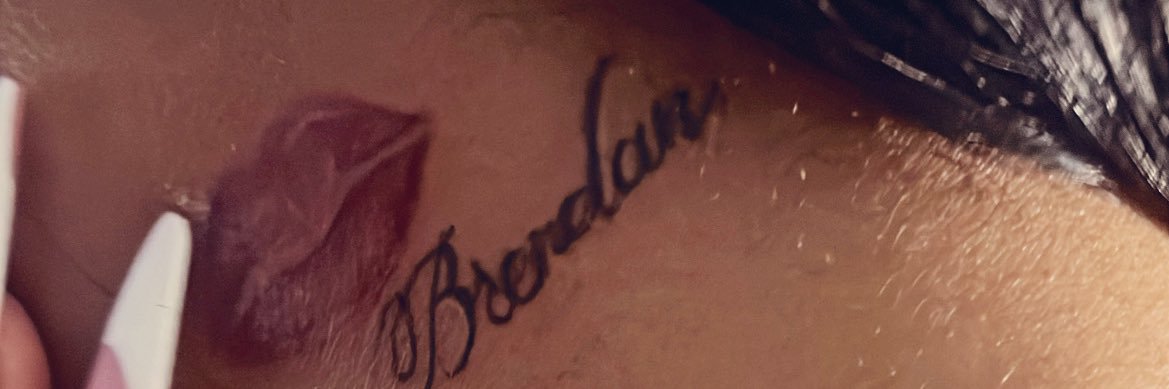 B I Z Z Y 📴 banner