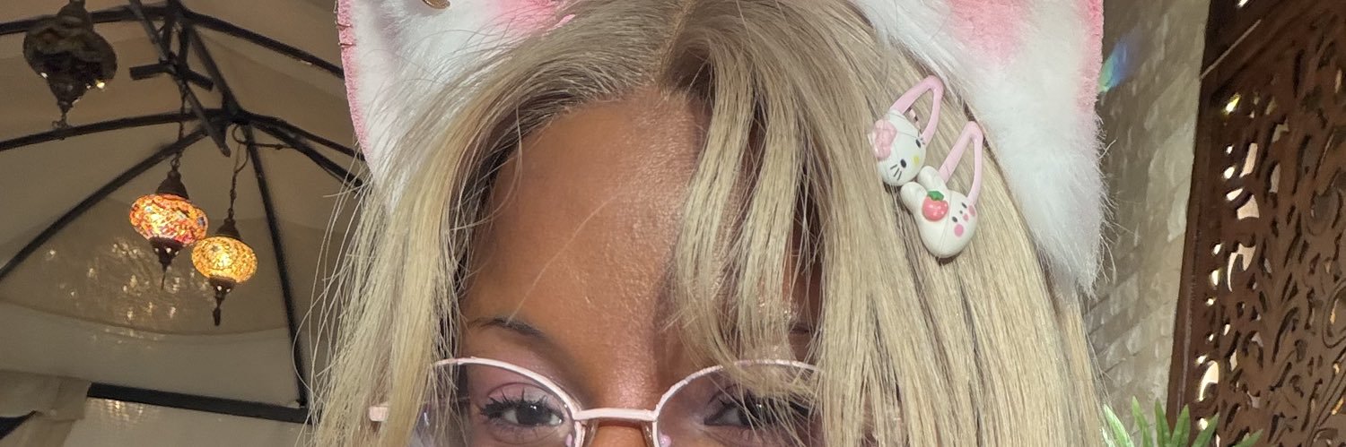 pink banner