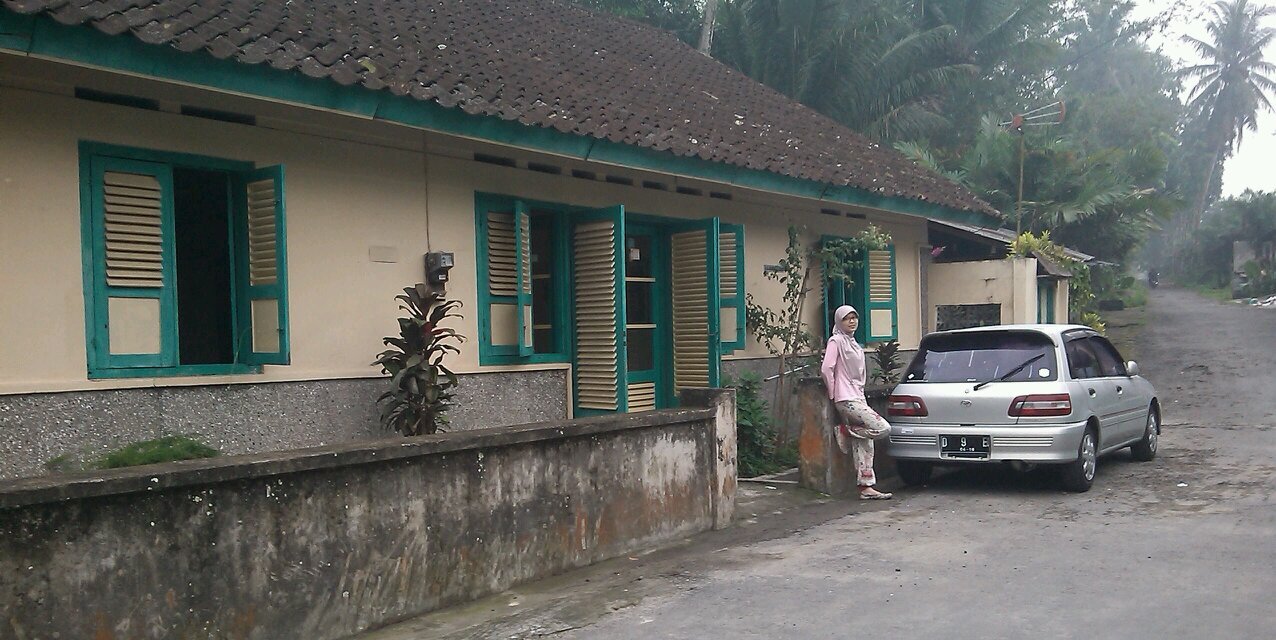 riyantiajeng's profile banner image