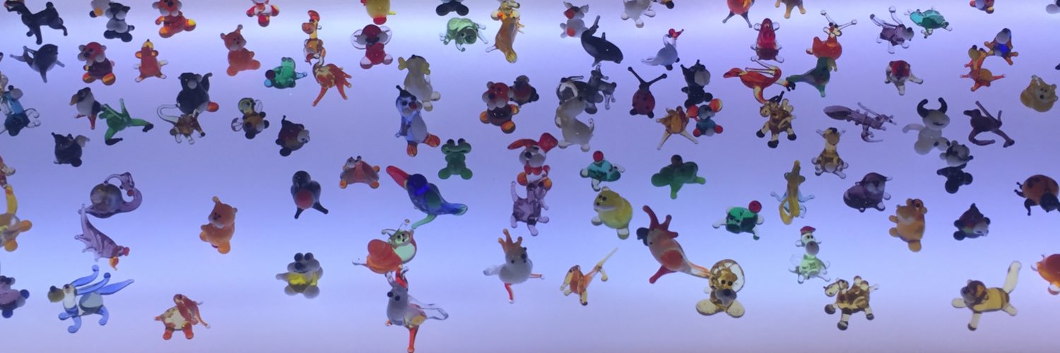 bestkindofbee's profile banner image