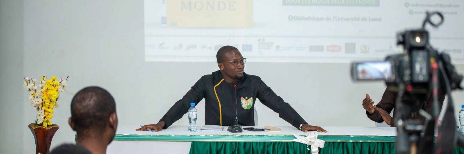 Ayi - 🍸 Molotov - Dossavi. banner