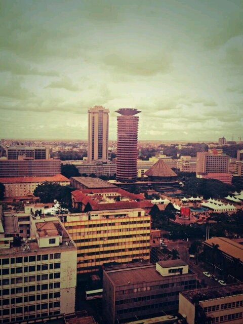 Lunayo_'s profile banner image