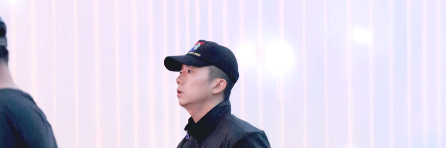 MoeYoung banner