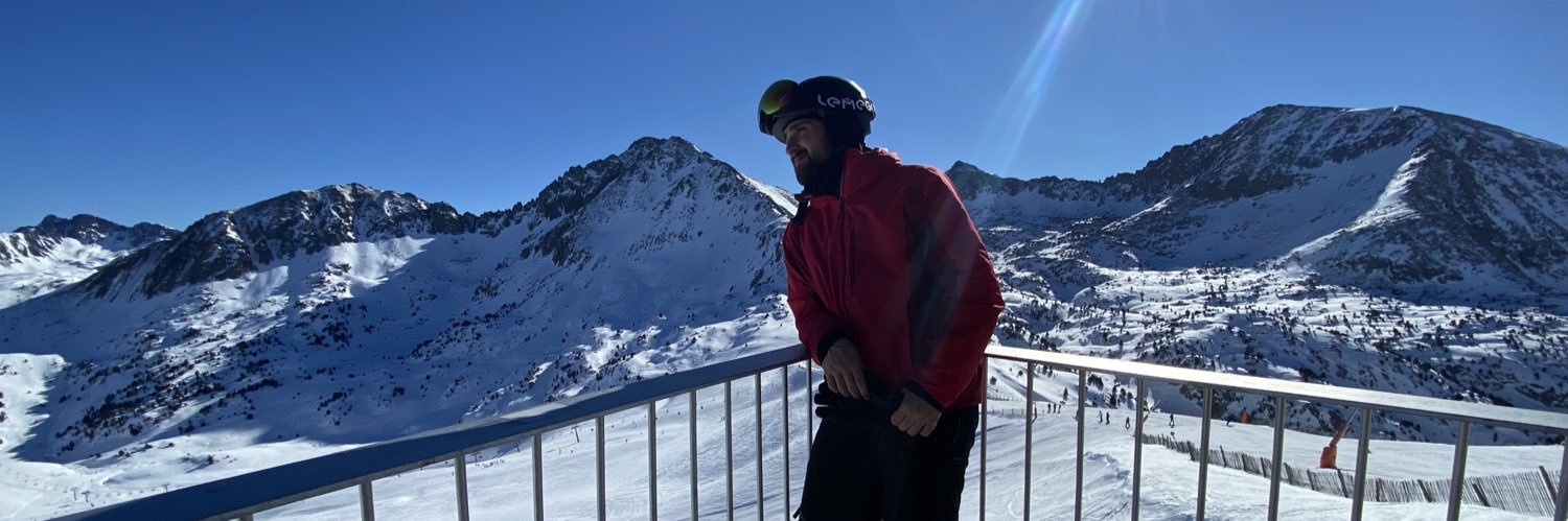 alvariito007's profile banner image