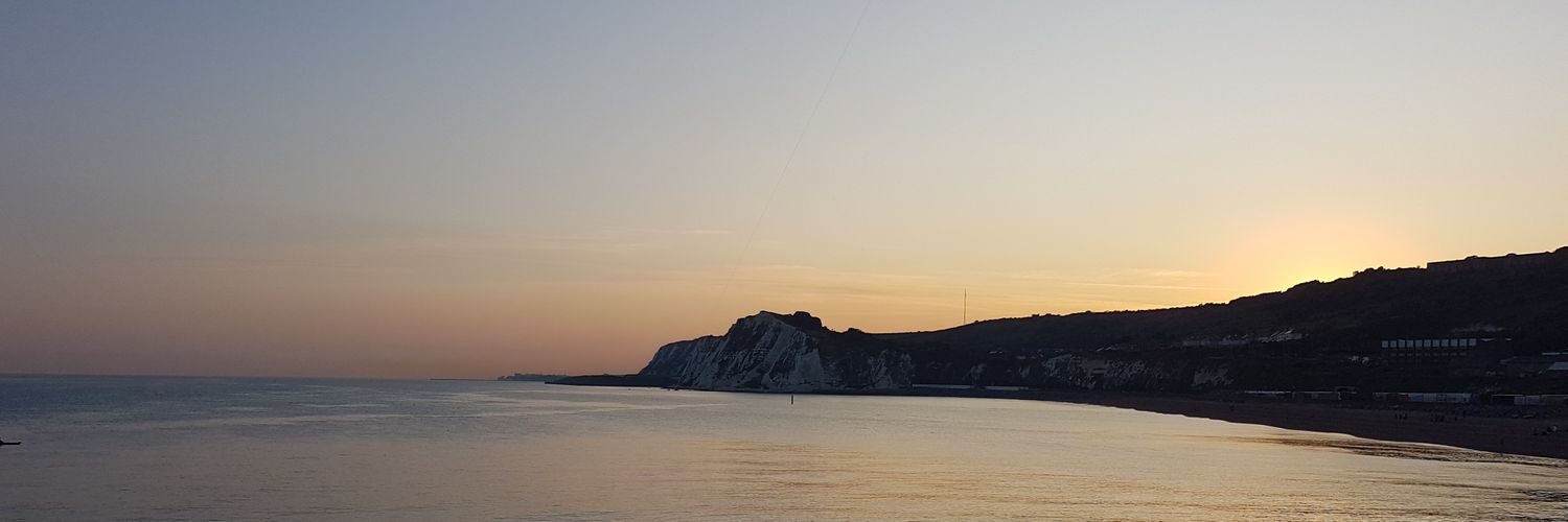 🌅 banner