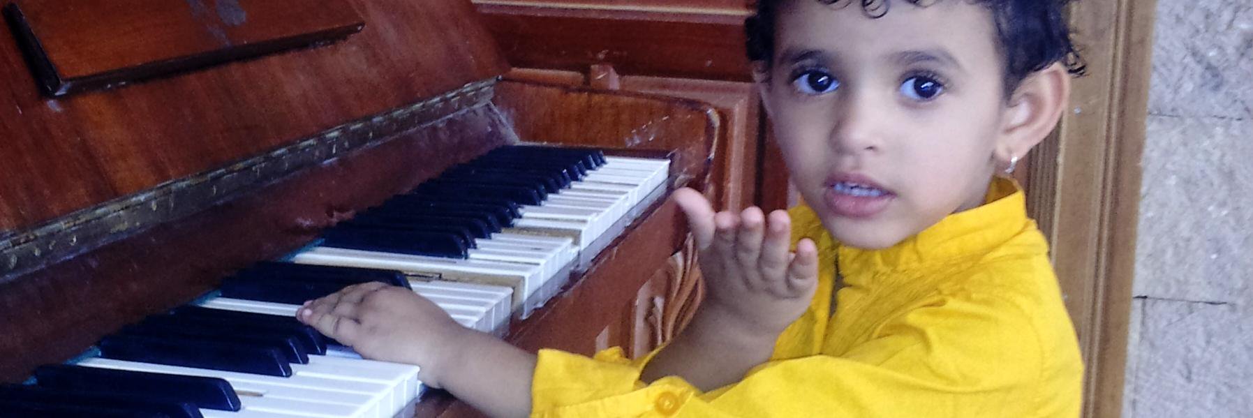 aladofi4's profile banner image