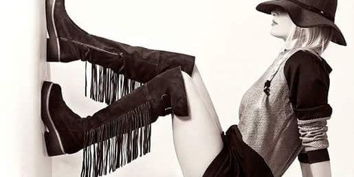 LaLocMaria's profile banner image