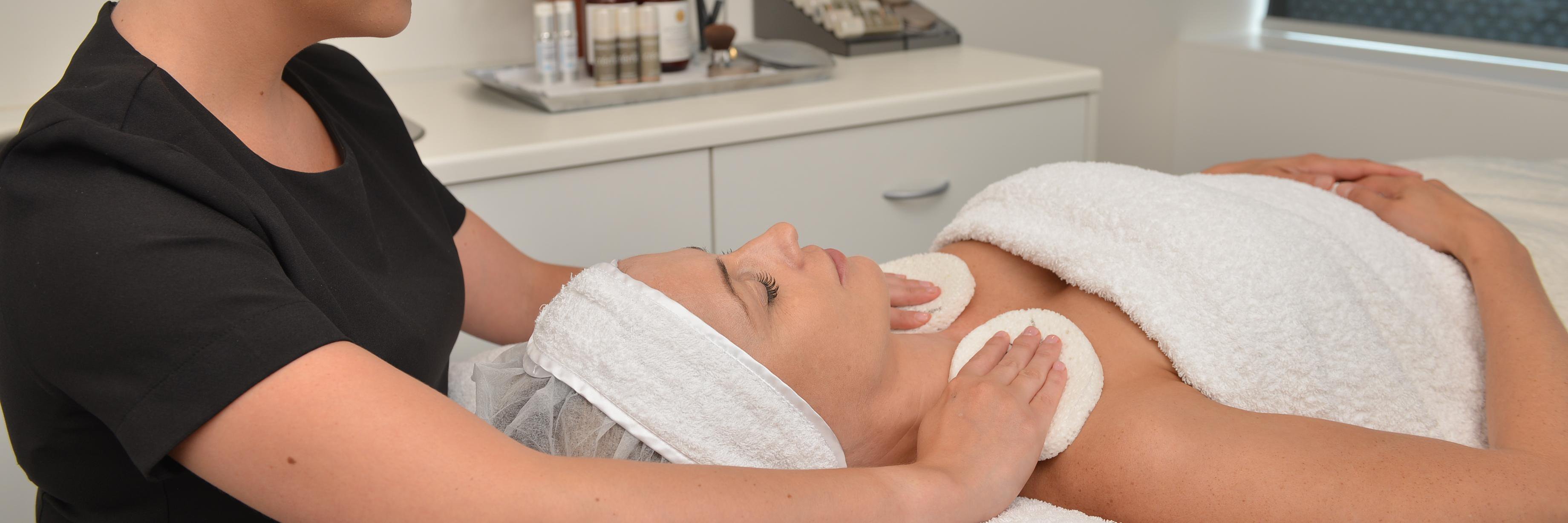 FacePlusMedispa's profile banner image