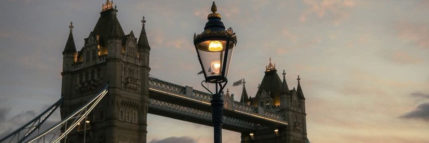 danielasosal's profile banner image