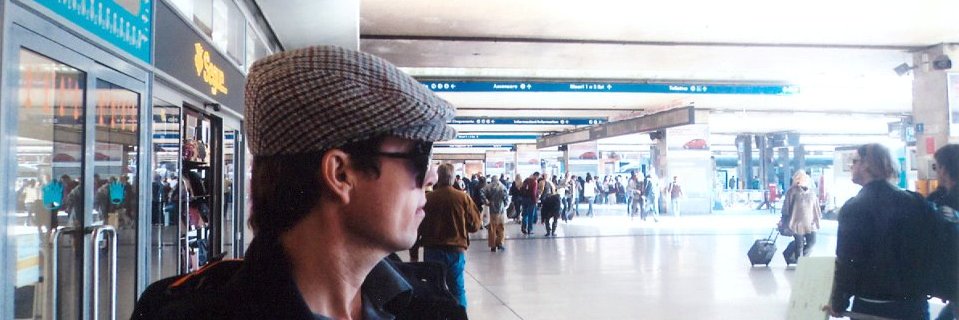 angno's profile banner image