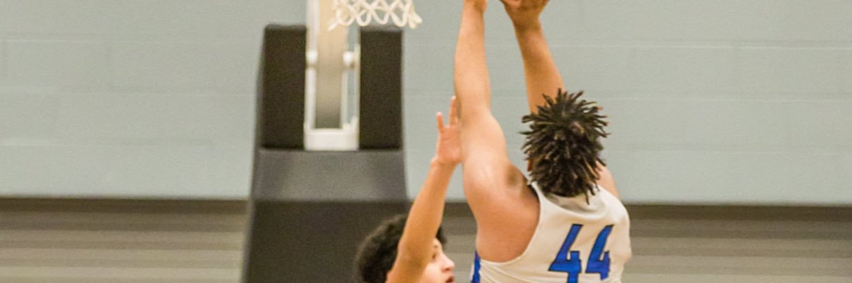 Anderson Mirambeaux banner