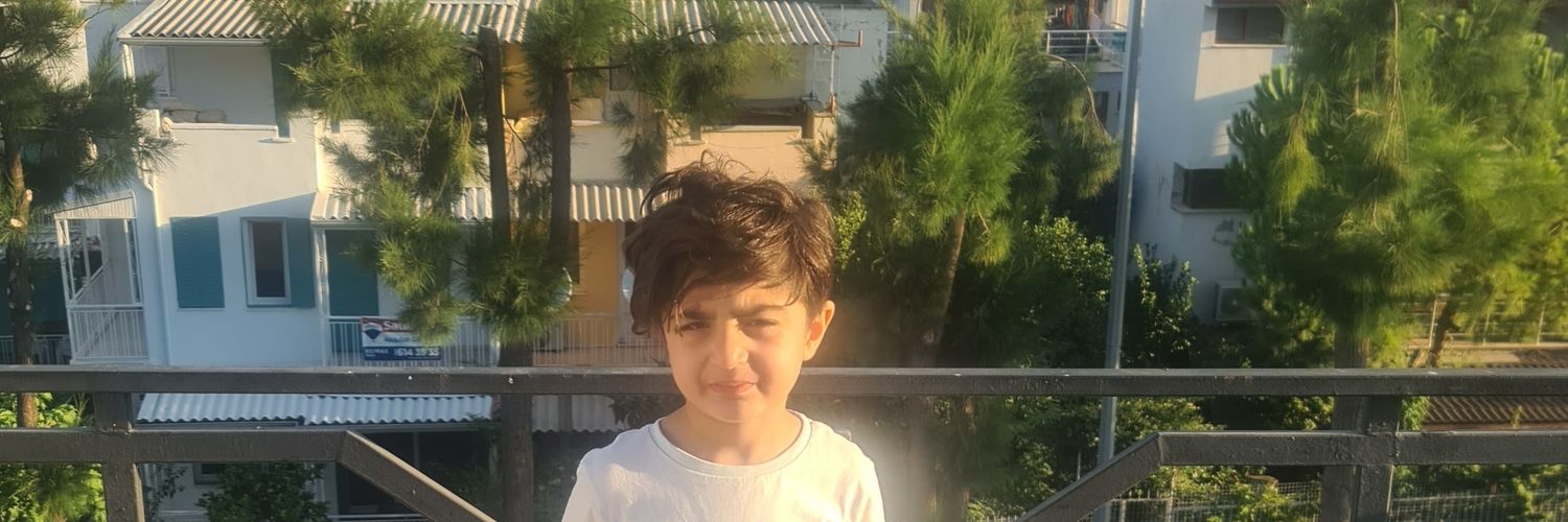 erhan342's profile banner image