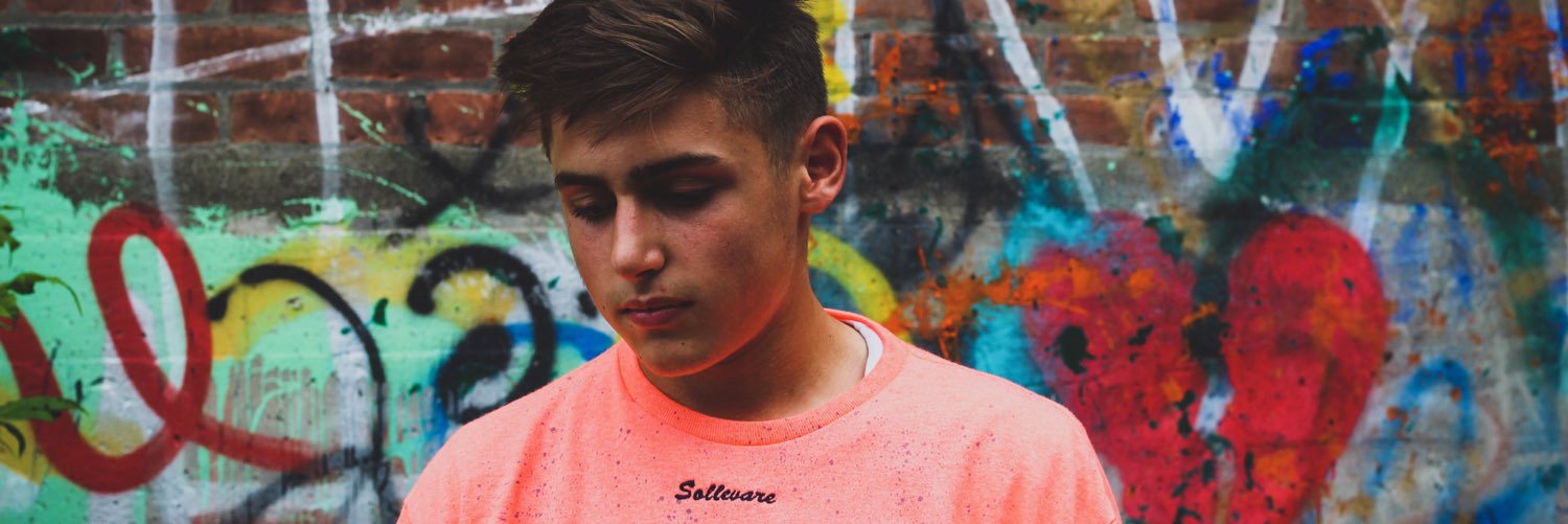 Sollevare Clothing banner