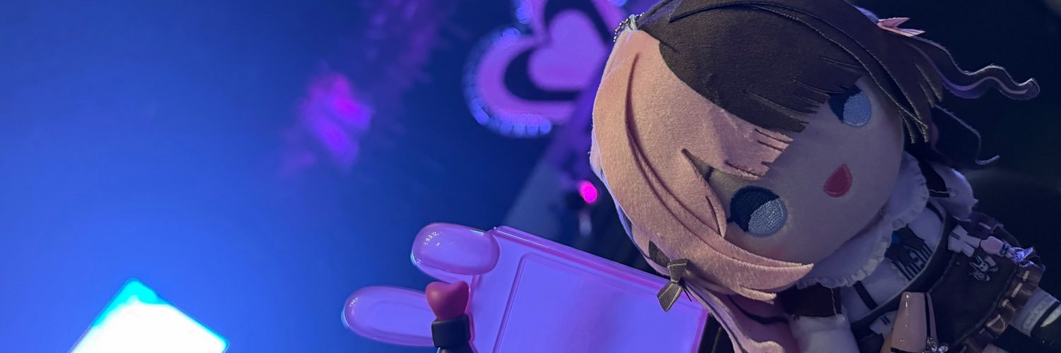 mee_saaan's profile banner image