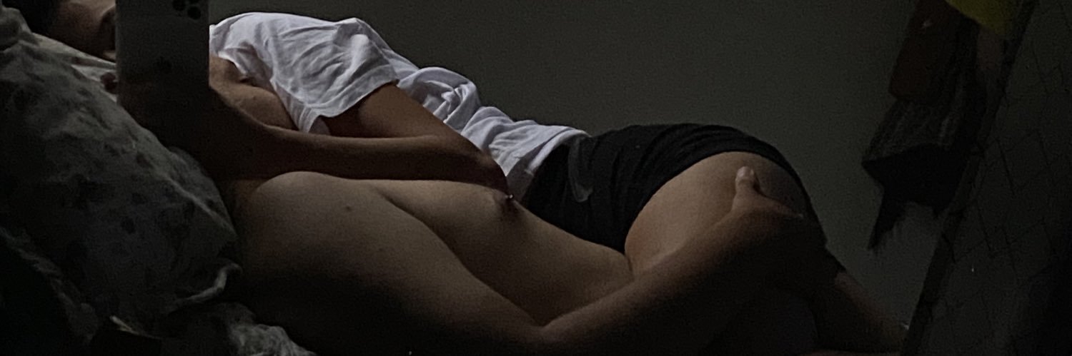 llaydas's profile banner image