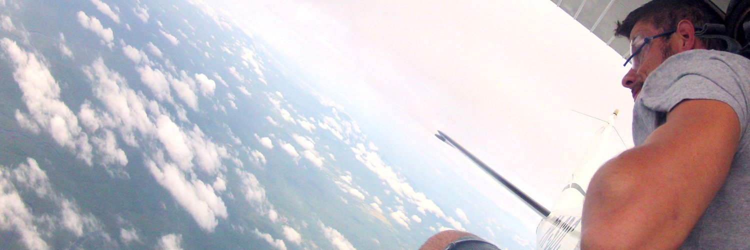 lohcool's profile banner image