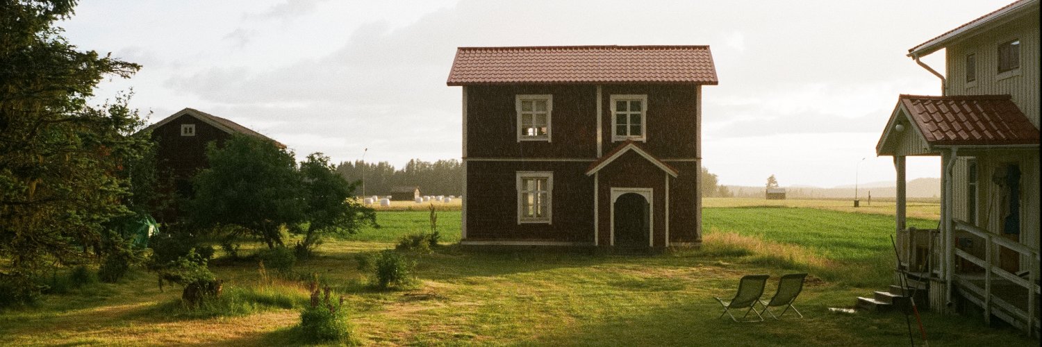 capelson's profile banner image