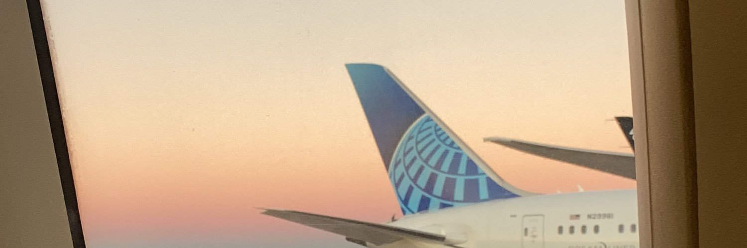 Mextliimoon's profile banner image