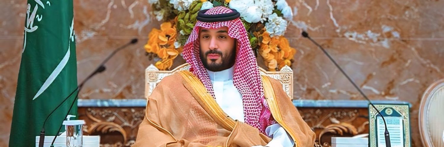 #جامعي_عاطل banner