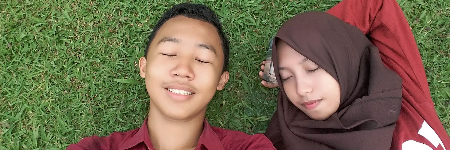 Adindahasnaa's profile banner image