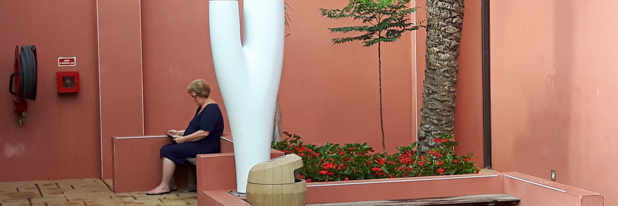 Bernhard Lott banner