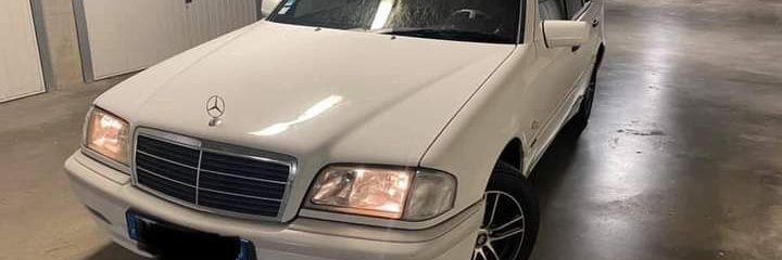 I•square🐐 banner