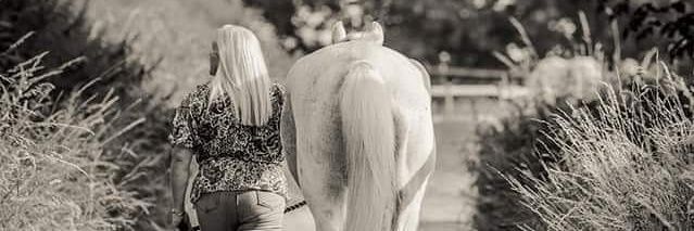 carolineequest9's profile banner image
