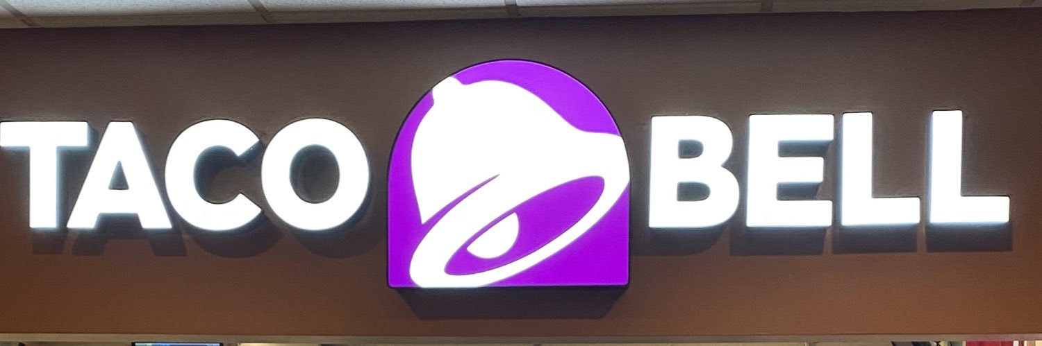 noraNOPANTS's profile banner image
