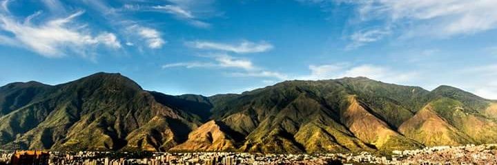Rossyluz's profile banner image