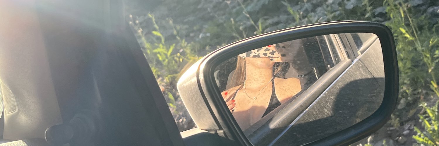 ZoeFernandezz's profile banner image