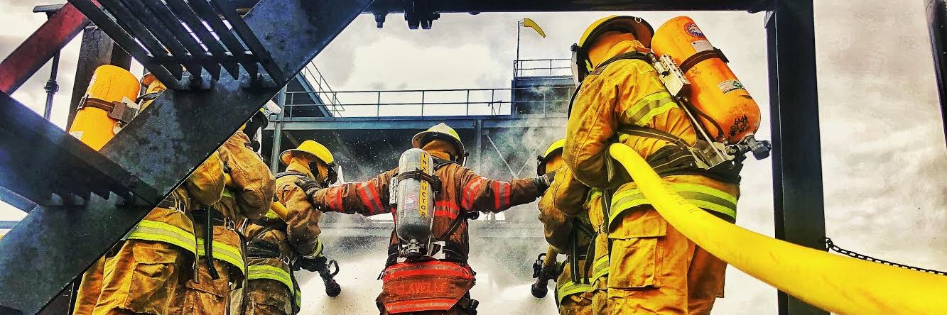 esaready's profile banner image