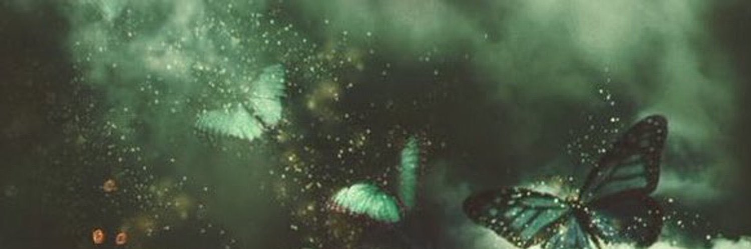 mariah ✸'s banner