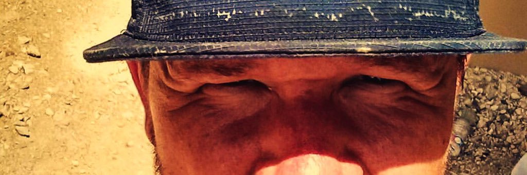 hesdeeznuts's profile banner image