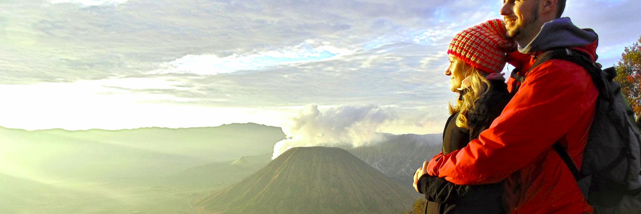 CindTravelShoes's profile banner image