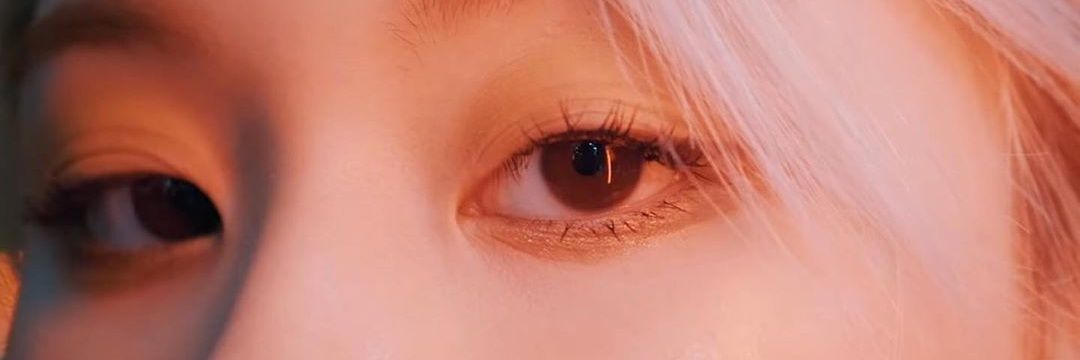 taphimself's profile banner image