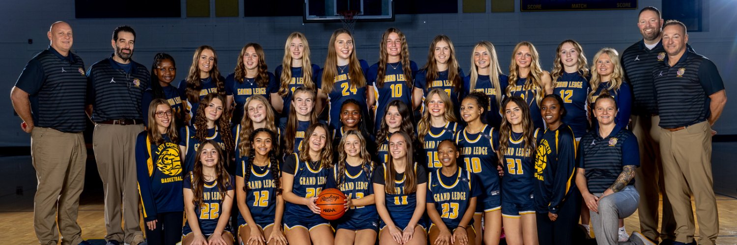 GL Girls Basketball banner