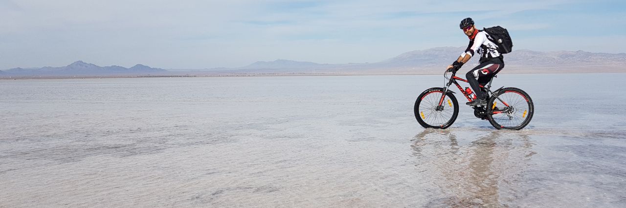 behdood's profile banner image
