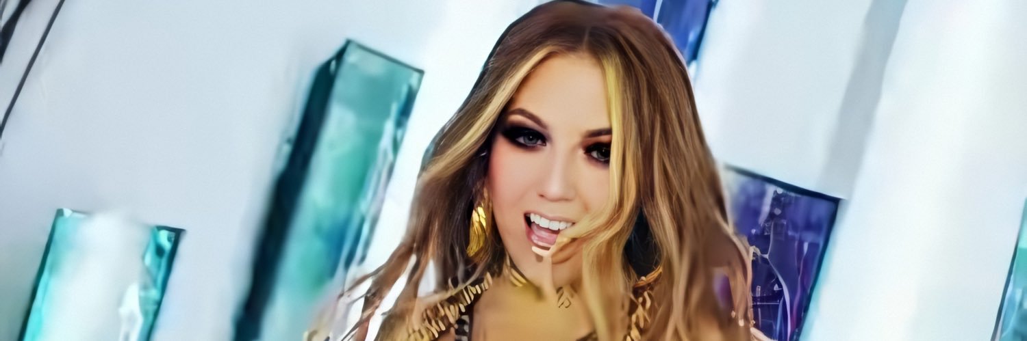 _Paulia's profile banner image