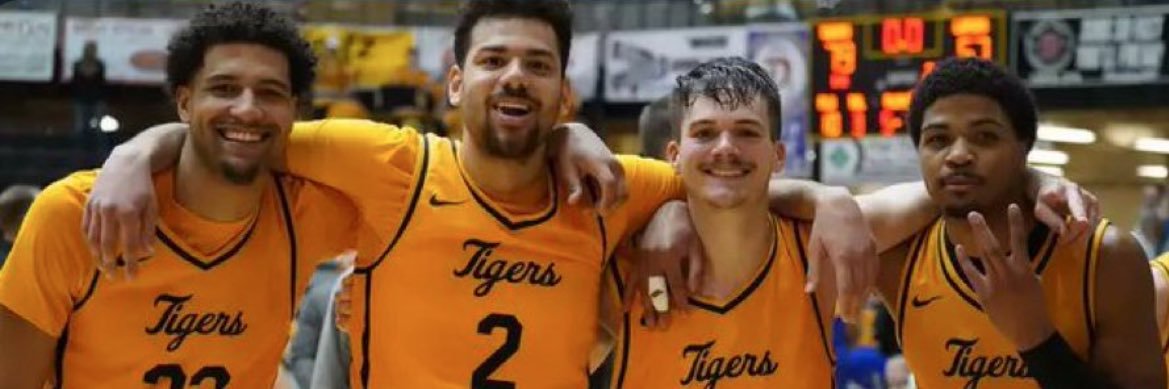 Traejon Davis banner