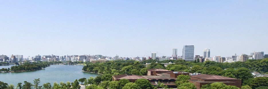 福岡市美術館／Fukuoka Art Museum's banner