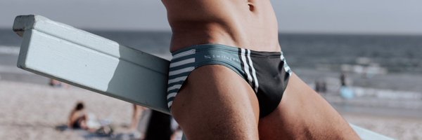 smithers_swim Profile Banner
