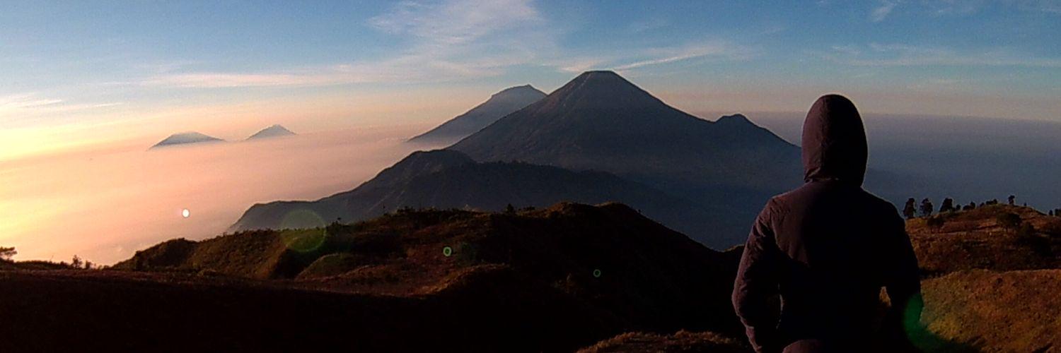 acapluto's profile banner image