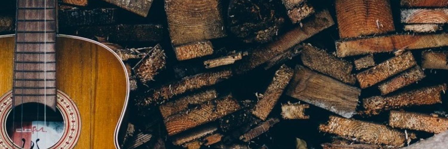 𝑀𝑎𝑟𝑖𝑎 banner