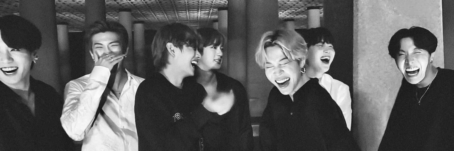 Ivies_BTSAcc's profile banner image
