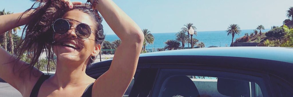 Eva_Mngbr's profile banner image