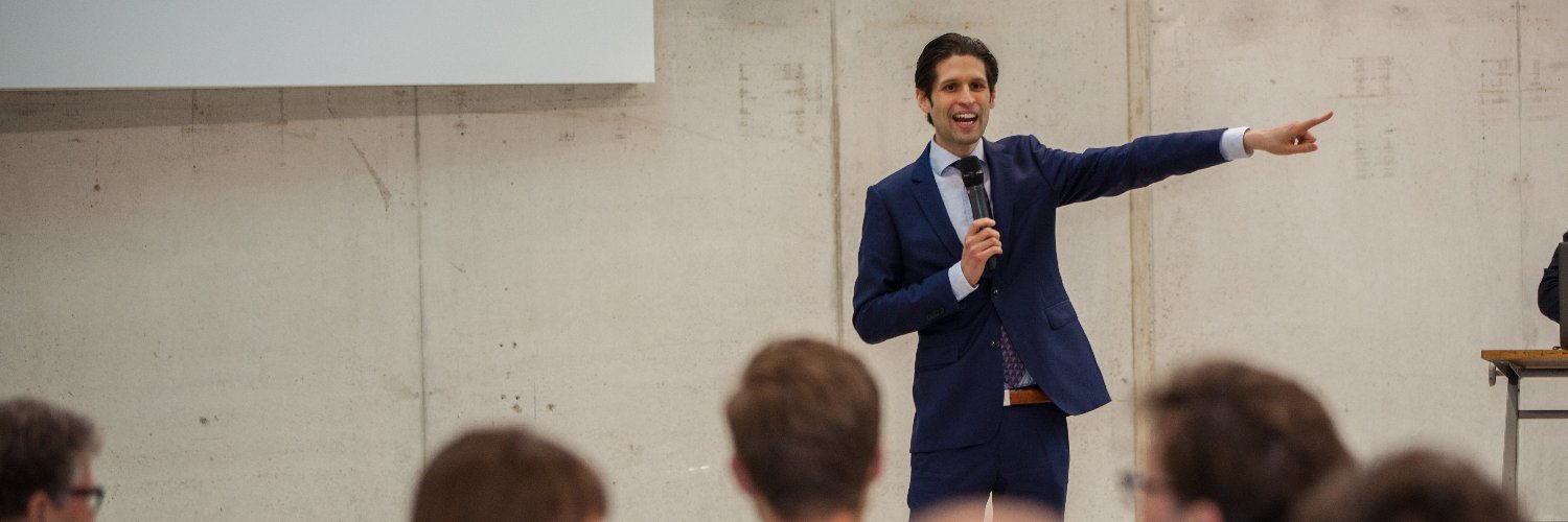 Adrian de Groot Ruiz banner