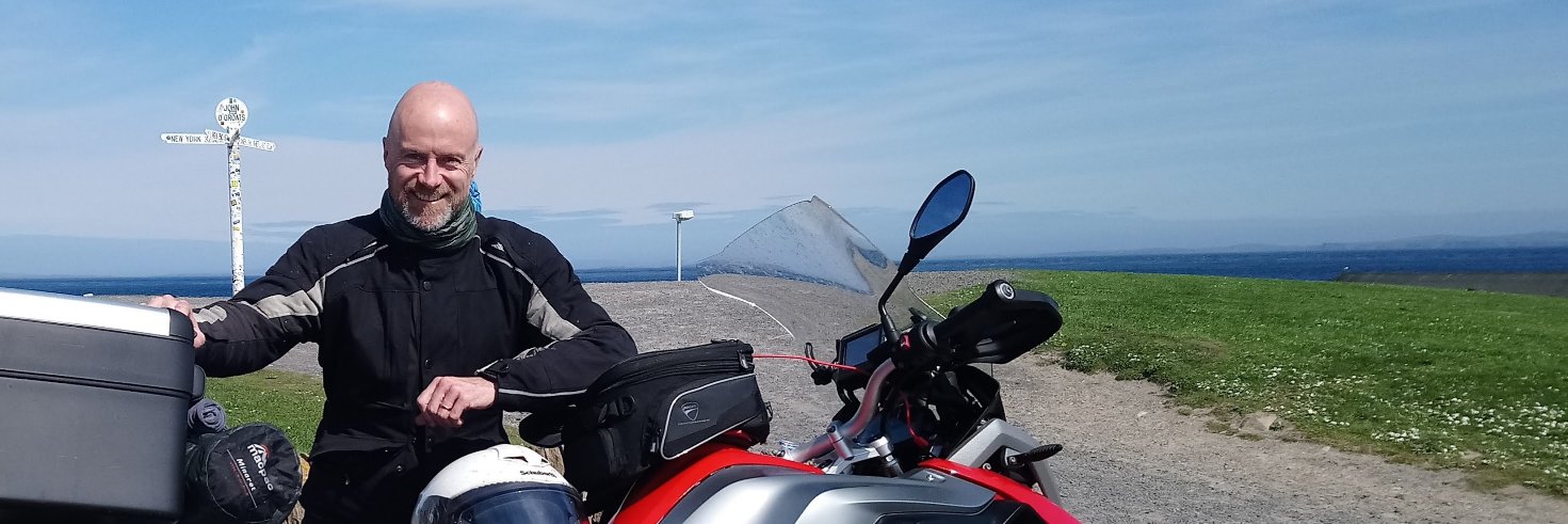 markhucke's profile banner image