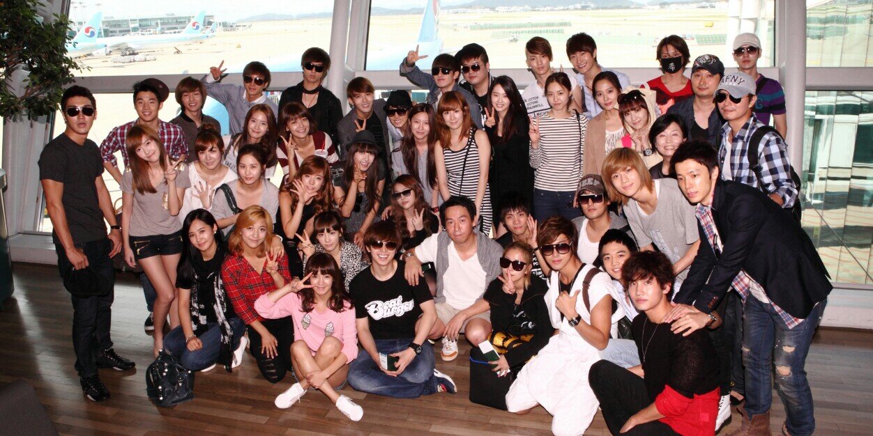 SMTOWNGLOBALINA's profile banner image